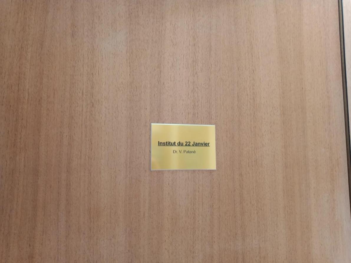 Cadre De Reve Mais Vous Faites Le Menage- Very Good Prices But You Have To Clea-N Th-E Flat Cannes Buitenkant foto
