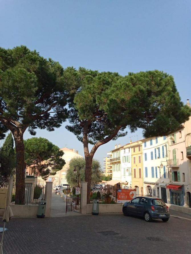 Cadre De Reve Mais Vous Faites Le Menage- Very Good Prices But You Have To Clea-N Th-E Flat Cannes Buitenkant foto